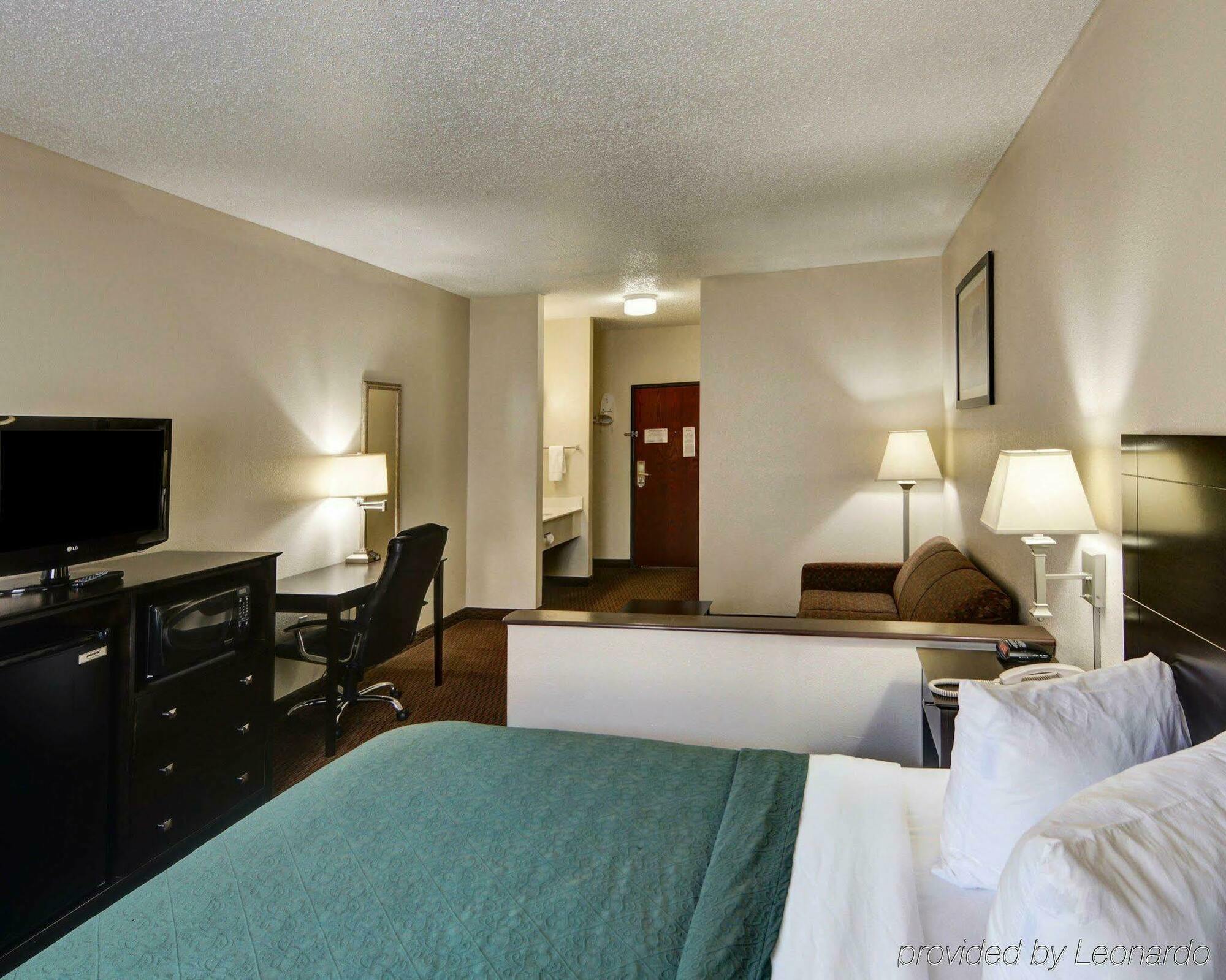 Executive Inn And Suites วิชิตาฟอลส์ ภายนอก รูปภาพ